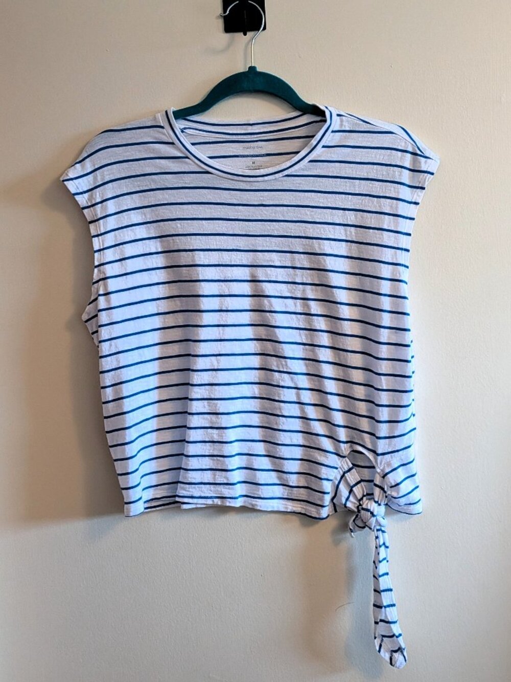 Banana Republic 'Malibu Tee' Sleeveless Top, White with Blue pin stripes, Sz M